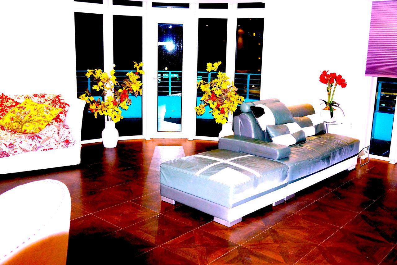 Ocean Five Condo Hotel Miami Beach Bagian luar foto
